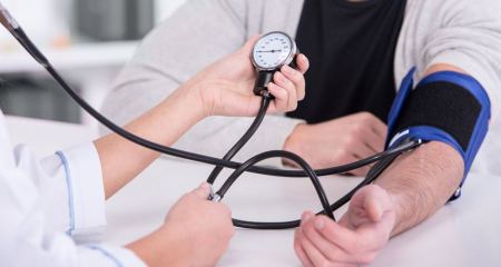 هذه الرياضة أفضل من المشي لمن يعاني ضغط الدم المرتفع